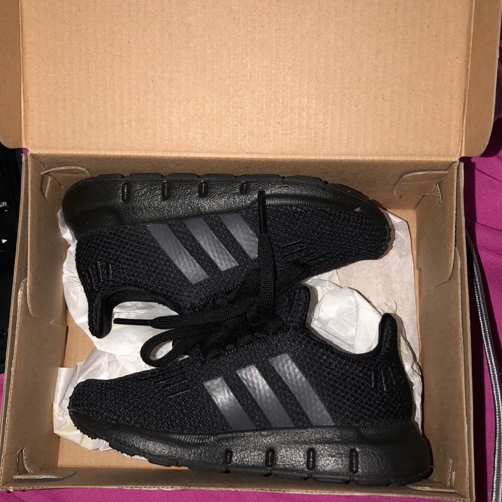 Black Adidas Infant Size 6K